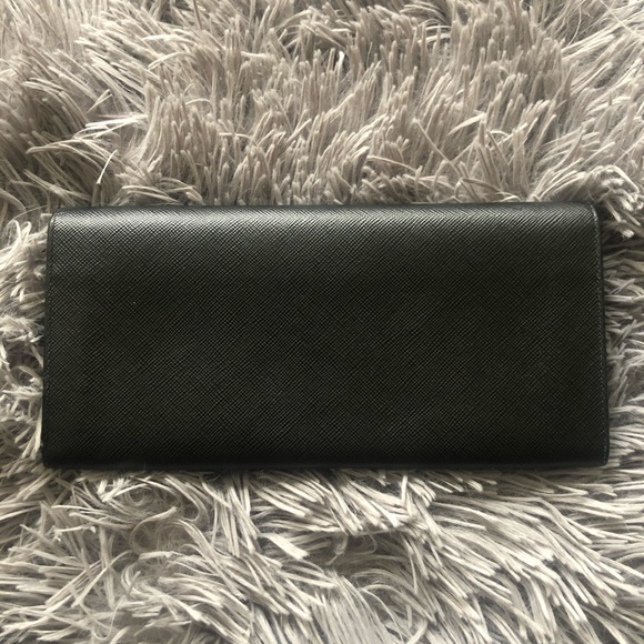 Prada Black Saffiano Plaque Long Wallet - Picture 3 of 12